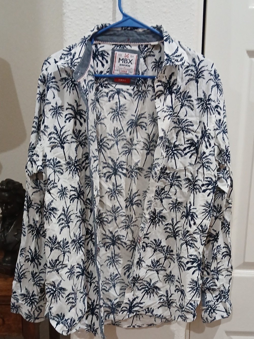MBX Men's White Palm-Print Button-Up Shirt